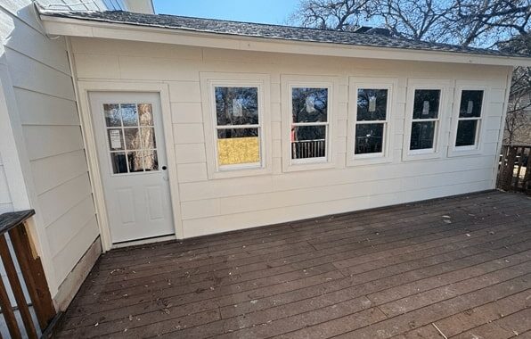 What Weather Conditions Can Delay a Siding Installation Project in Austin? 